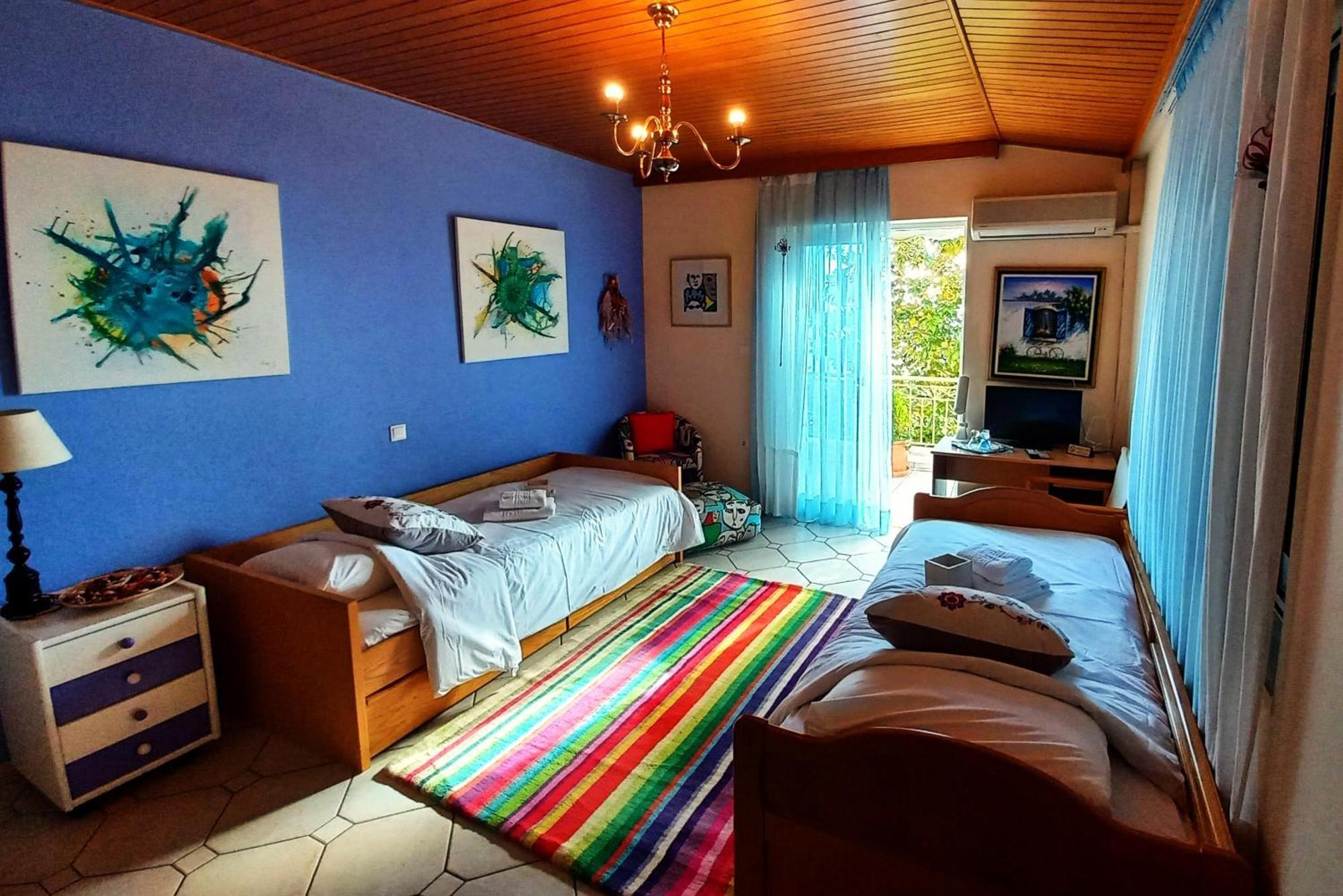 Villa "Eva" - Entire Beachfront Holiday Home - 4S Agia Marina  Екстериор снимка