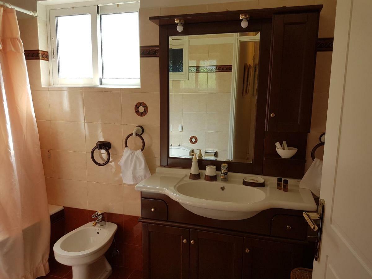 Villa "Eva" - Entire Beachfront Holiday Home - 4S Agia Marina  Екстериор снимка