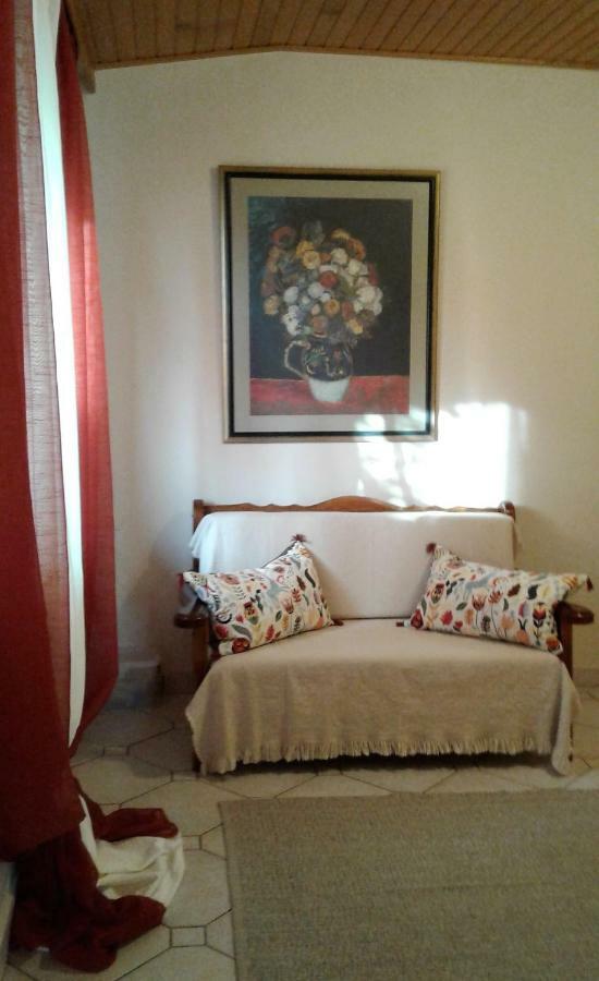Villa "Eva" - Entire Beachfront Holiday Home - 4S Agia Marina  Екстериор снимка